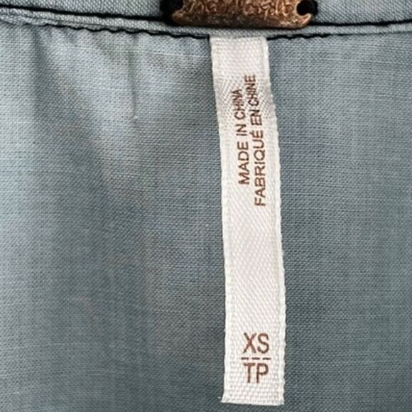 Free People Last Chance Chambray Button Down Shirt Size XS - Picture 12 of 12